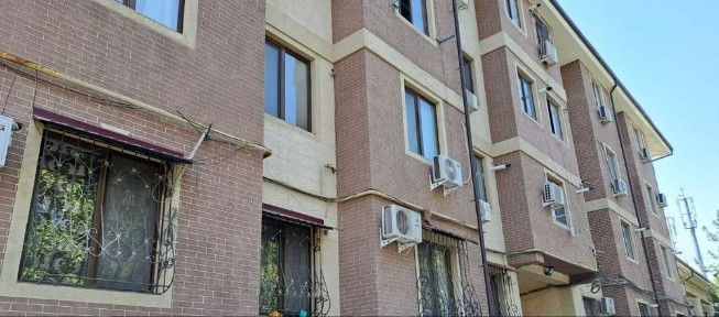 Срочно продаётся квартира 1/1/4