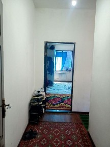 300 milyonga yangi bozor yonida