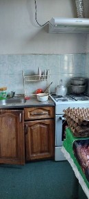 Kvartiraga qiz kere 1 yoki 2 ta ishlidigan yoki student qizlaga