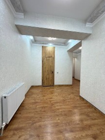 СРОЧНА АРЗОН СОТИЛАДИ. 84 М2, Ориентир: Эски Цум