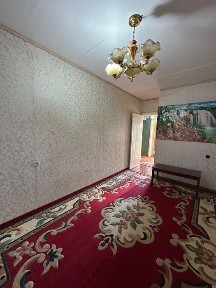 Продаётся 2х комнатная квартира в центре города