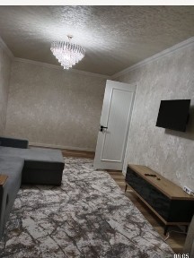 Рудакий Кафе Саодат йонида 2 хонали квартира Арендага берилади!