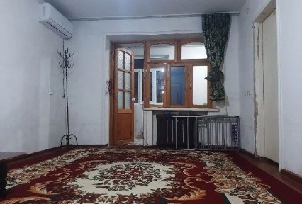 Срочно Продаётся Яккасарай 3/2/5 без ремонта локации топ !