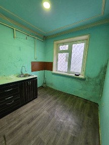 1 xonali kvartira sotiladi. Frunza massiv