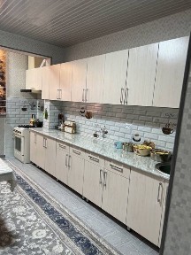 Ищу соседку по комнате квартира чистая с ремонтом