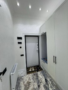 Продается 2 ком. Квартира площадью 43 кв. м. По ул. Рудаки