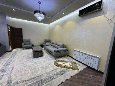 Квартира продается 3/4/4 на Кунаева