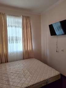 Sotiladi Kvartira Sergili 5a 2/2/7 Toza uy Metro 3 chi bekatga yaqin