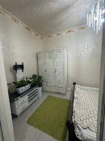 3комнатная квартира, 1этаж, 2этажного дома. Передоплата на 6месяц