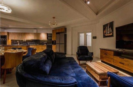 (Добрый) Алайский, 350 м², 6/8-9/9, Новый пентхаус в Габусе