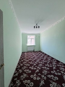 5 каватли домнинг 2 каватида 3 хонали квартира ижарага берилади