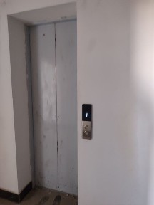 Vtorchermet 7 qavatli 4-qavat 81 kv kredit