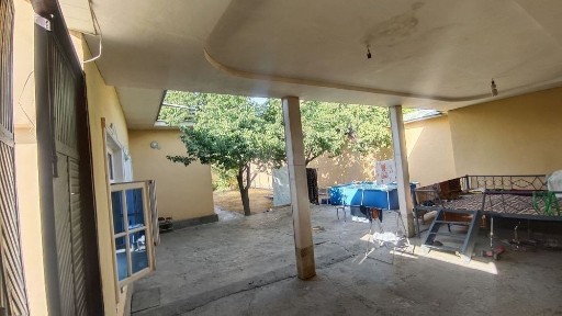Hovli soriladi yangiobod