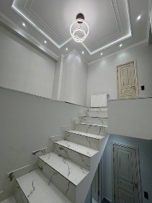 4 hona duplex kvartira $600, oilaga
