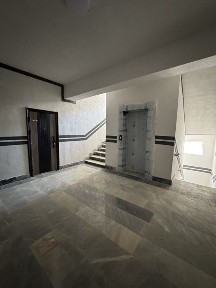Жуда арзон 1 хоналик коробка квартира