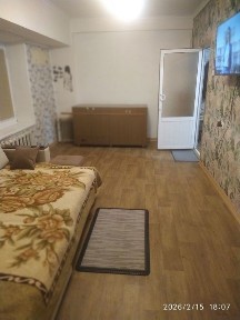 Yunusobod 4kv Sezam restoranyonida 1*2/2/4 kvartira sotiladi