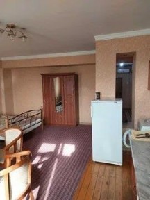 Продаётся Галерейка Ц4 1/6/9 с мебелью техникой ремонт средний !