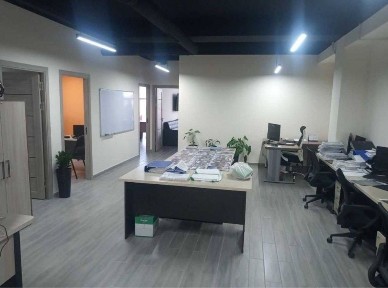 Продается Евро офис Ор-р: Паркент рынок 154м2