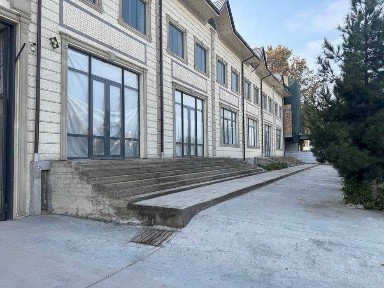 Arenda, Ijaraga beriladi 3 qavatlik bino