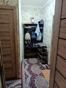 Navoiy Shaxar Vasxod bozori oldidan 1 Xona 2 xona qilingan uy sotiladi