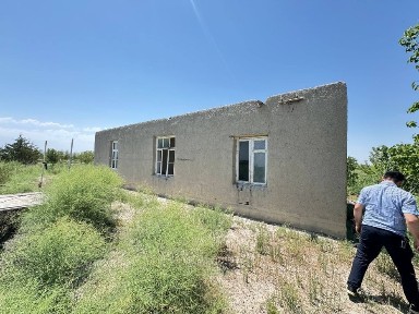 Пешку туманидан нотурар бино тез ва арзон нархда сотилади