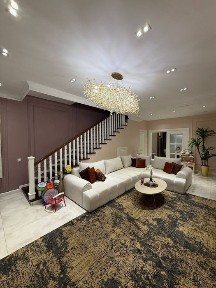 Продается Таунхаус 4 комнаты, ориентир: Академгородок, 197м²