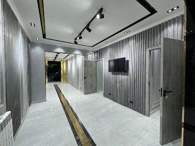 Продаю Своя Hi-Tech Office Чиланзар Ул. Чупонота Пионерский 75м2.