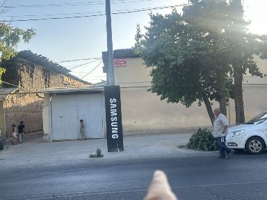 Офисга ёки тижоратга куча юзасида уй сотилади. Олмазор тумани Чимбой.