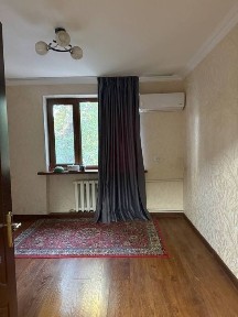 Сдается 2-х комнатная квартира на улице Бобура