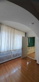Продается квартира, уникальная планировка, массив Дархан