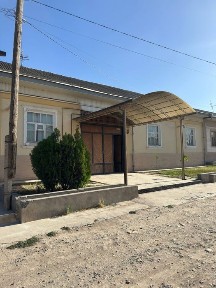 Шошилинч! Янгийўлда 6 хонали ҳовли уй сотилади, 800 кв. м