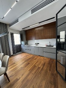 Срочно сдается в аренду в Mirabad Avenue 3-комнатная квартира светлая