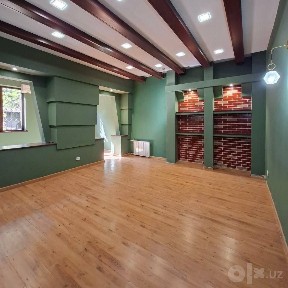 Старт стадион - Сдается в аренду помещение вдоль дороги 160м2