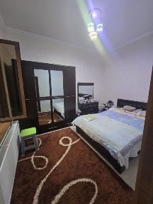 Вакзал Парсезда 2 этажли ховли зўдлик билан Сотилади