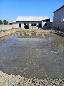 Чуткарада ховли сотилади