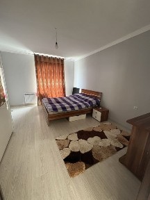 4 sotoxli uy sotiladi