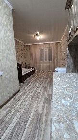 Сдаётся 1-1-5 комната в общежитии санузел внутри. Рядрм метро