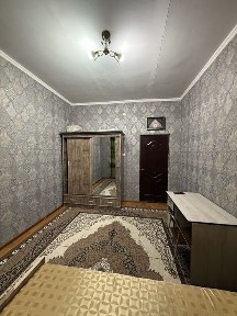 Tinchlik plaza yonidan kvartira arendaga beriladi