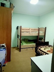 Продается дом мирабадский район 3 комнаты + кухня студия большая