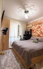 Продается 5-комнатная квартира