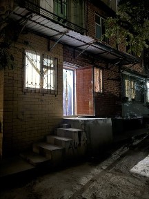 Срочно продается 2к. квартира Шошилинч Сотилади Алгоритм дахасида