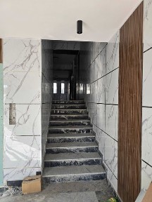 СРОЧНО ! Проодается квартира в Яшнабаде 1/1/6 (42 кв/м) ЖК Grand City