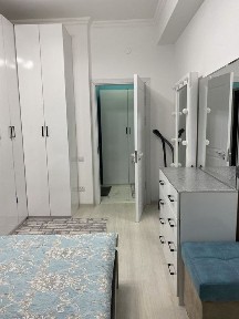 Olmazor tumani Beruniy metro 4 daqiqa piyoda uzoqlikda kvartira bor