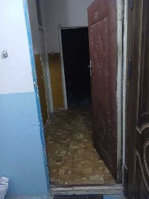 НИЗКАЯ ЦЕНА Юнусабад 4, 2КОМ 56 м2 Не Торец Ор-р: Юнусобод Суд