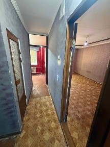 Тезда 1 хонали квартира сотилади