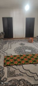 Yangihayot uchastka sotiladi