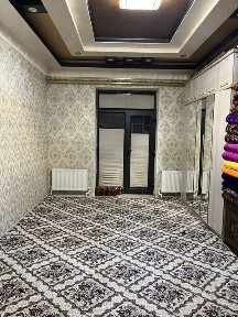 Talaba qiz va ishlidigan ayollarga