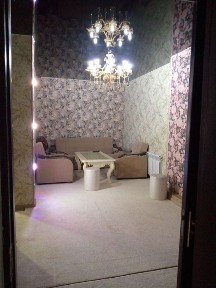 Сдаётся уютная 3 комнатная квартира со всеми удобствами.