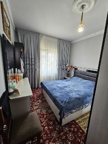 Квартира сотилади 3 хонали 4 хона килинган