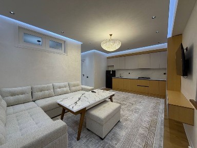 Продается 2 ком. Квартира площадью 40 кв. м. Рядом с Травматологией